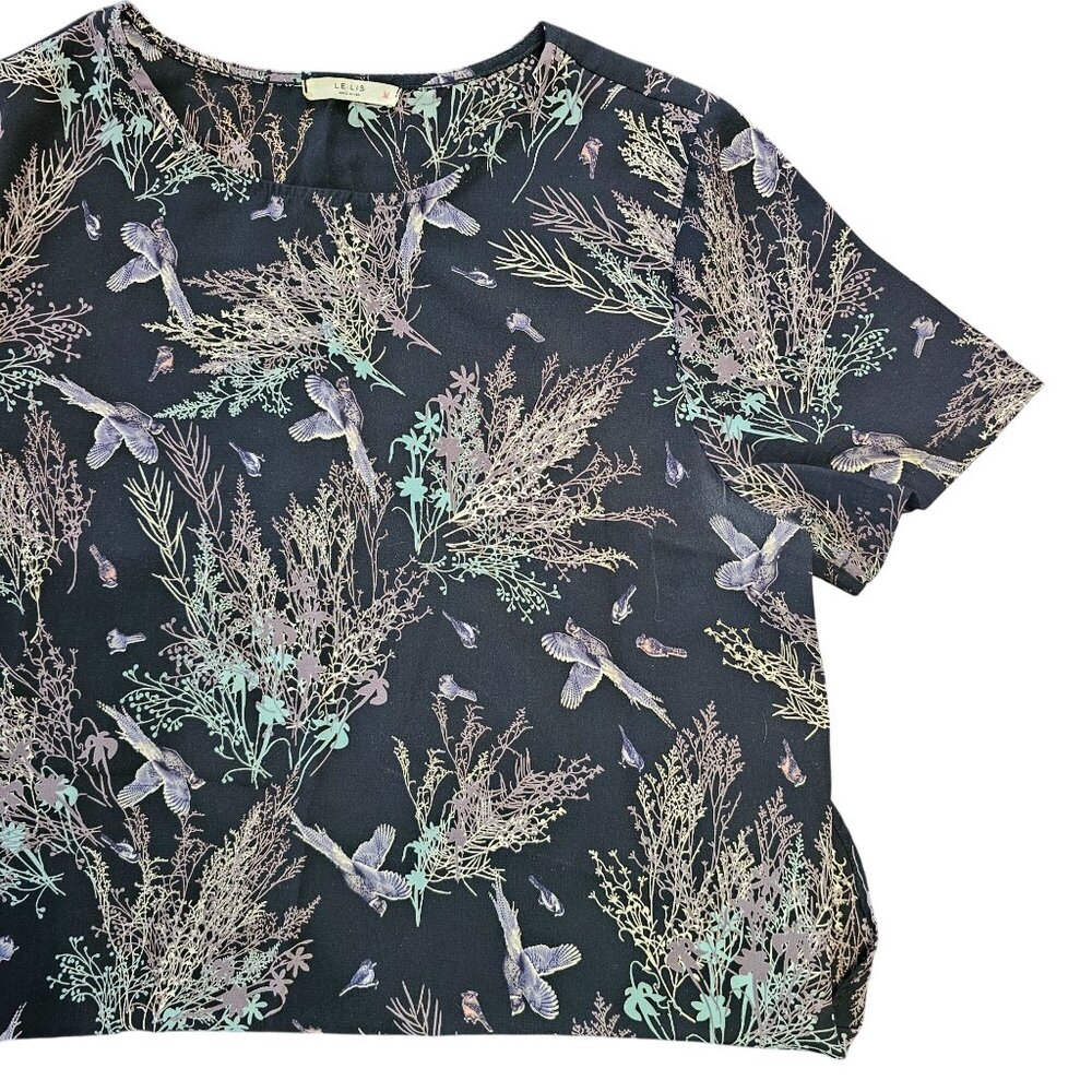 LE LIS Women's short Sleeved Blouse Bird Motif M